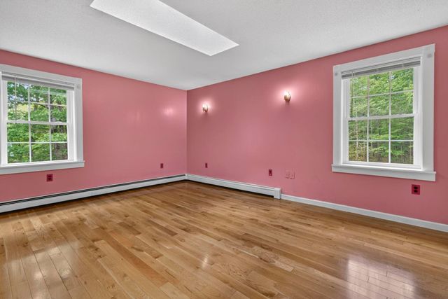141 Mitchell Road, Nottingham, NH 03290