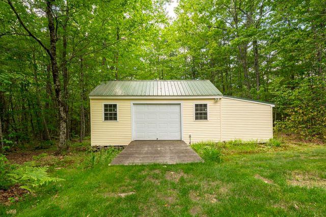 141 Mitchell Road, Nottingham, NH 03290