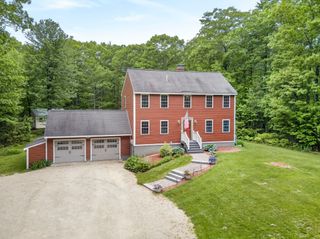141 Mitchell Road, Nottingham, NH 03290