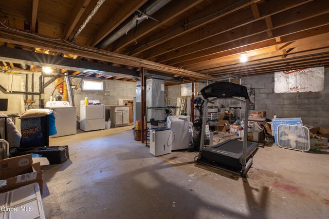 135 Juniper Drive, Milton, NY 12020