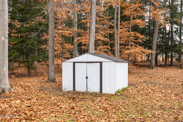 135 Juniper Drive, Milton, NY 12020