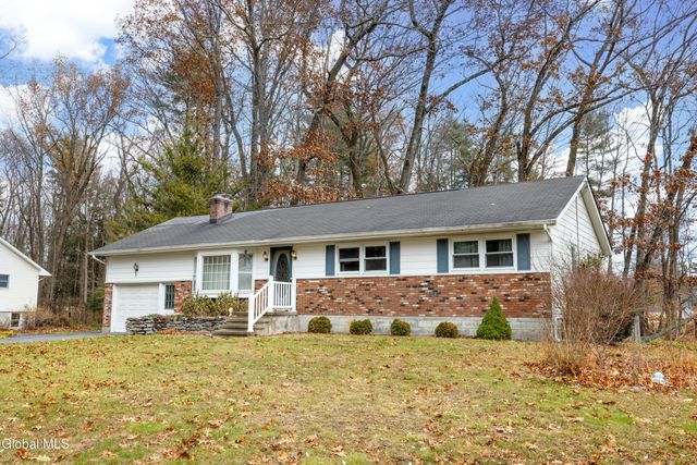 135 Juniper Drive, Milton, NY 12020