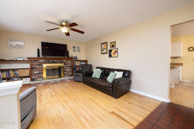 135 Juniper Drive, Milton, NY 12020