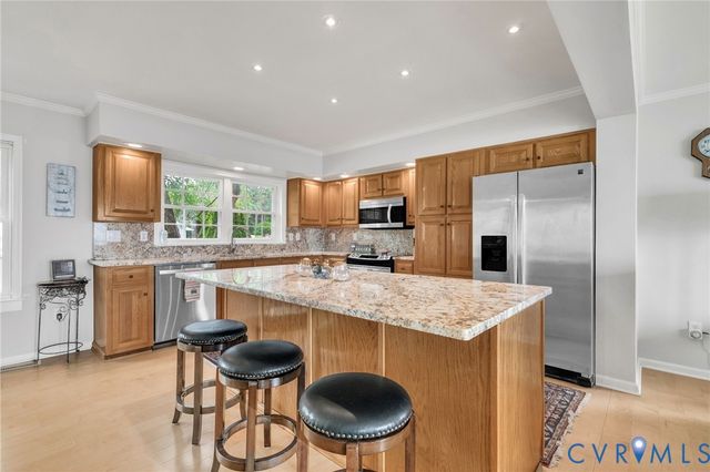 31 Waterway Dr, Montross, VA 22520