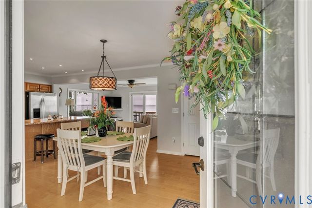 31 Waterway Dr, Montross, VA 22520
