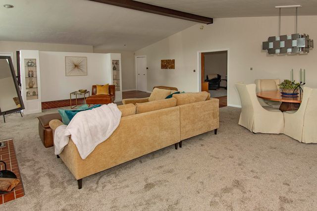 1509 Harvard Court NE, Albuquerque, NM 87106