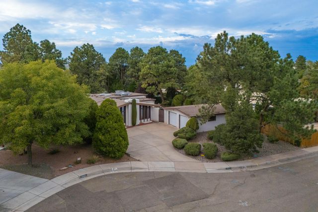 1509 Harvard Court NE, Albuquerque, NM 87106