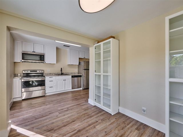 5208 NE 2nd Avenue, Oakland Park, FL 33334