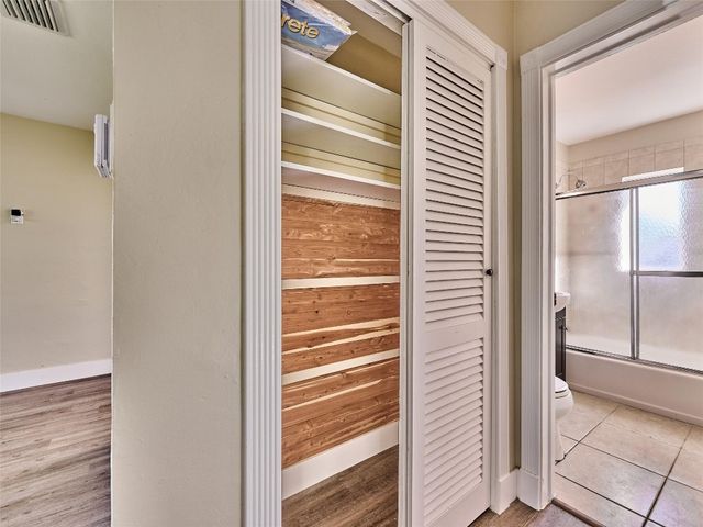 5208 NE 2nd Avenue, Oakland Park, FL 33334