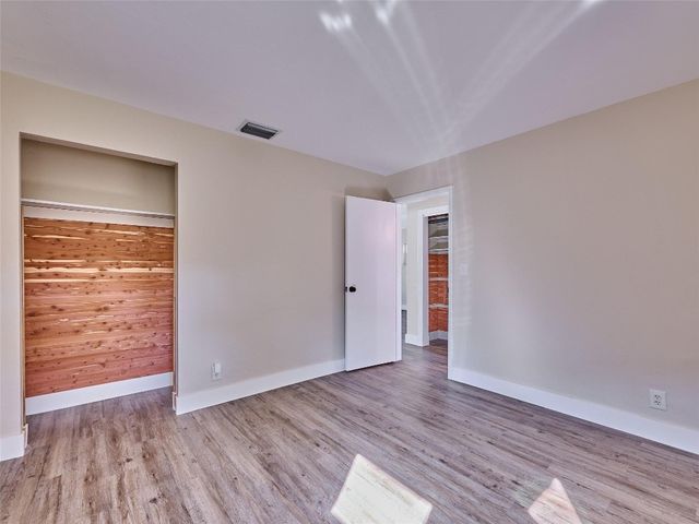 5208 NE 2nd Avenue, Oakland Park, FL 33334