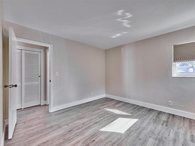 5208 NE 2nd Avenue, Oakland Park, FL 33334