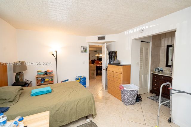 3531 Inverrary Dr 108, Lauderhill, FL 33319