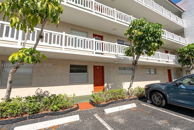 3531 Inverrary Dr 108, Lauderhill, FL 33319