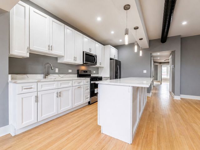 2552 W 59th Street, Chicago, IL 60629