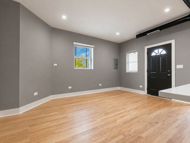 2552 W 59th Street, Chicago, IL 60629