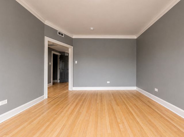 2552 W 59th Street, Chicago, IL 60629