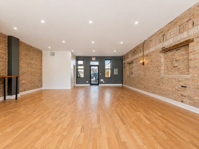 2552 W 59th Street, Chicago, IL 60629