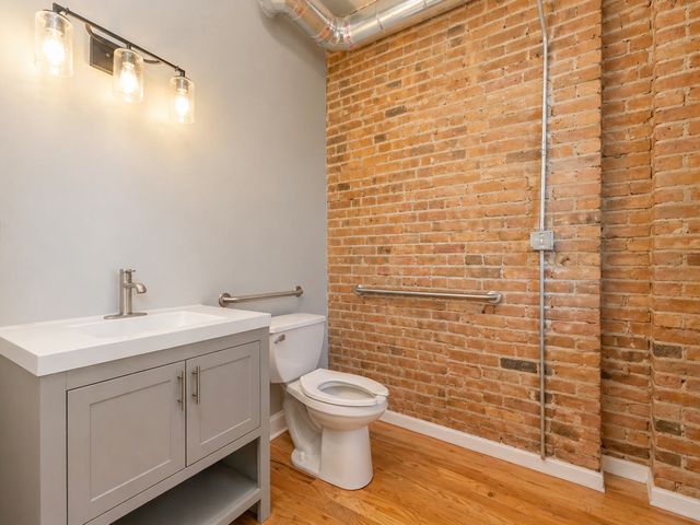 2552 W 59th Street, Chicago, IL 60629