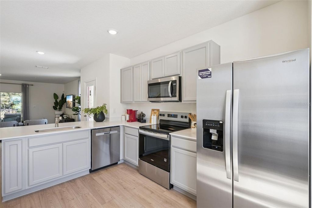 Image 5 of property listing at 3505 WYE OAK DRIVE, Apopka, FL 32703