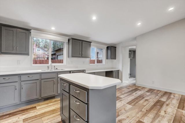 11195 Alpine Ln, Grass Valley, CA 95945