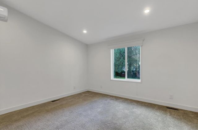 11195 Alpine Ln, Grass Valley, CA 95945