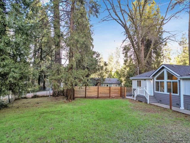 11195 Alpine Ln, Grass Valley, CA 95945