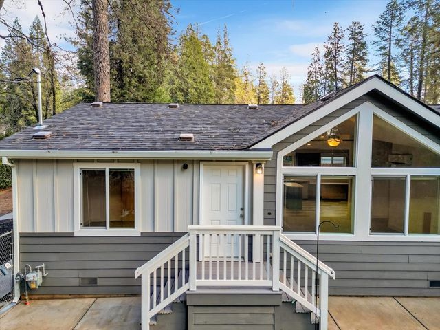 11195 Alpine Ln, Grass Valley, CA 95945