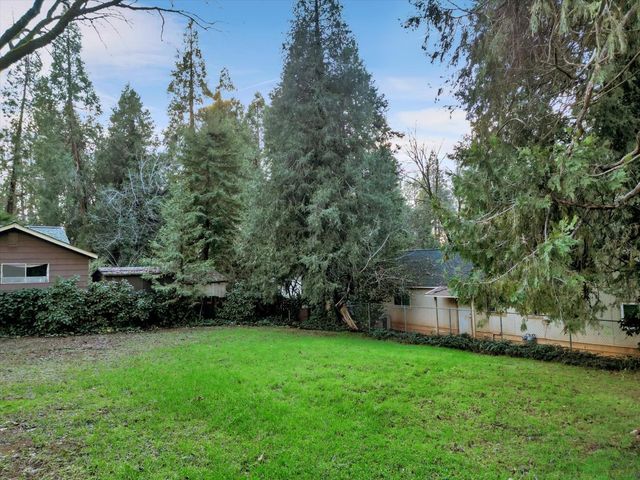 11195 Alpine Ln, Grass Valley, CA 95945