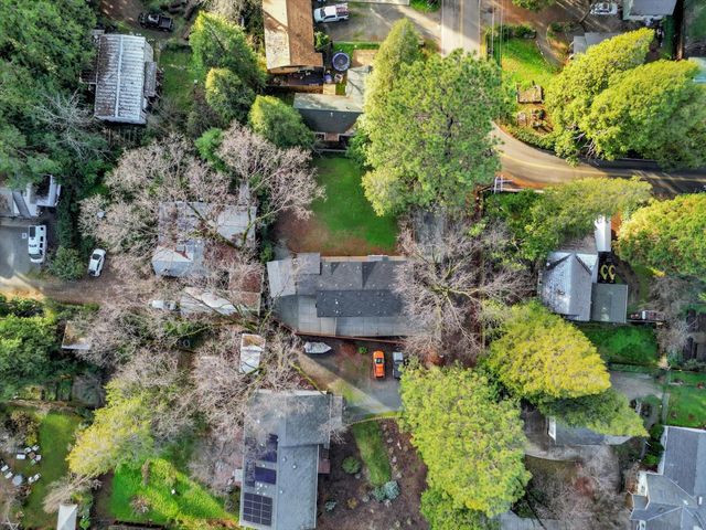 11195 Alpine Ln, Grass Valley, CA 95945