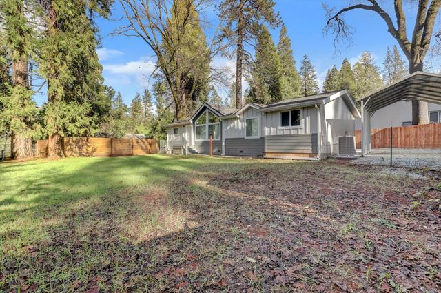 11195 Alpine Ln, Grass Valley, CA 95945