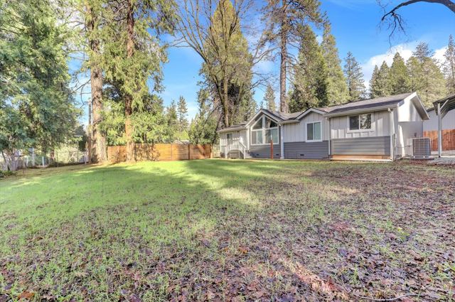 11195 Alpine Ln, Grass Valley, CA 95945