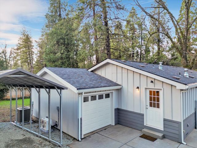 11195 Alpine Ln, Grass Valley, CA 95945