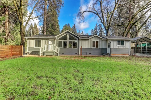11195 Alpine Ln, Grass Valley, CA 95945
