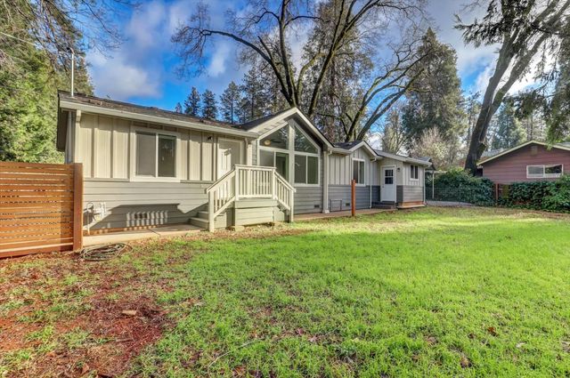 11195 Alpine Ln, Grass Valley, CA 95945
