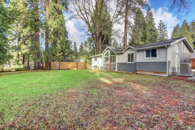 11195 Alpine Ln, Grass Valley, CA 95945