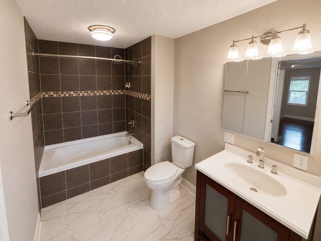 8401 14th Avenue S, Bloomington, MN 55425