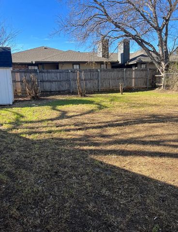 3012 Barrington Court, Arlington, TX 76014