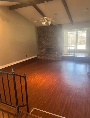 3012 Barrington Court, Arlington, TX 76014