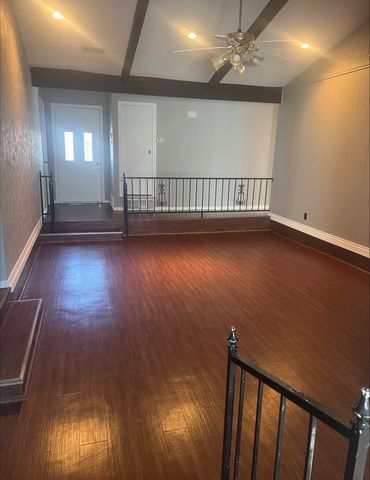 3012 Barrington Court, Arlington, TX 76014