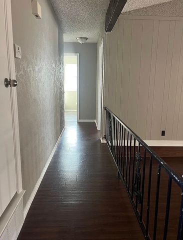 3012 Barrington Court, Arlington, TX 76014