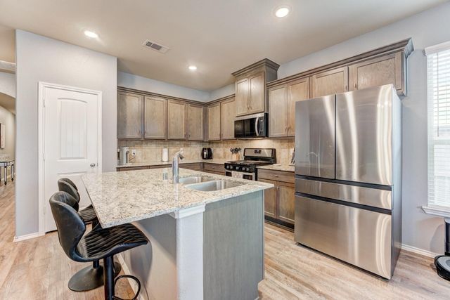 9214 Penfield Drive, Rosharon, TX 77583