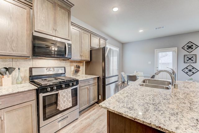 9214 Penfield Drive, Rosharon, TX 77583