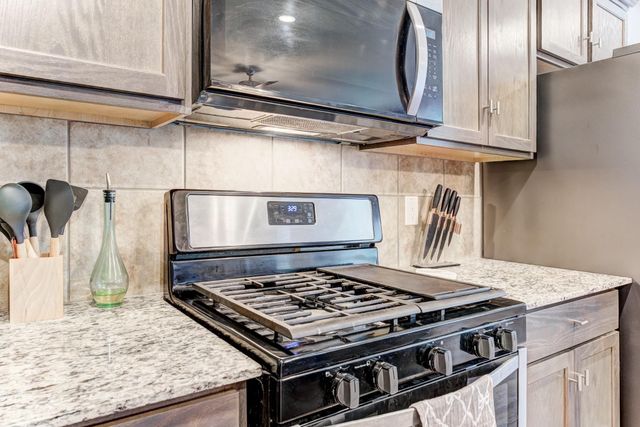 9214 Penfield Drive, Rosharon, TX 77583