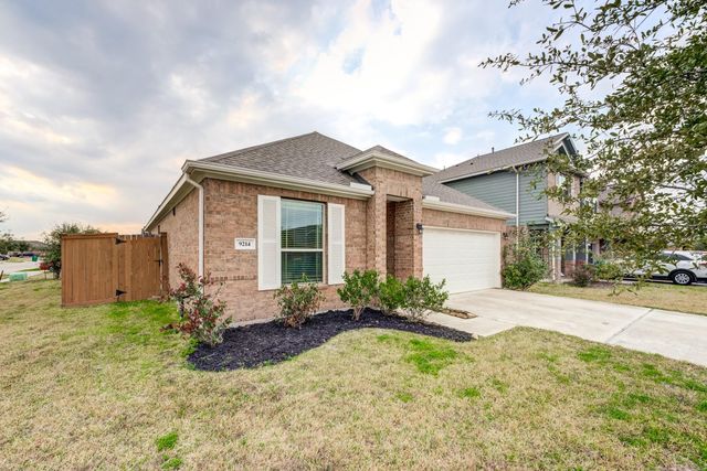 9214 Penfield Drive, Rosharon, TX 77583