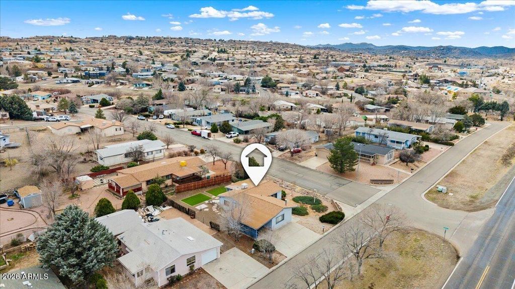 Image 5 of property listing at 1215 WILLOW LAKE Road, Prescott, AZ 86301