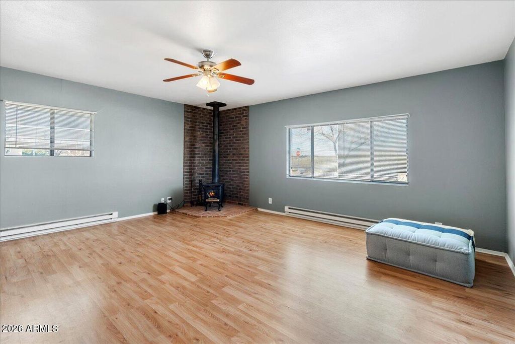 Image 8 of property listing at 1215 WILLOW LAKE Road, Prescott, AZ 86301