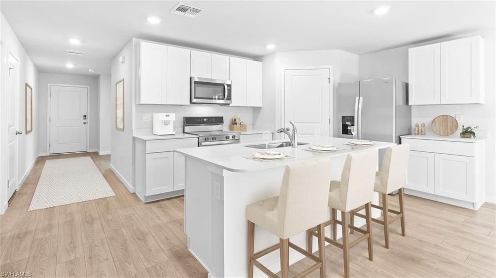 516 ILARIA CT, LEHIGH ACRES, FL 33936 — photo 3