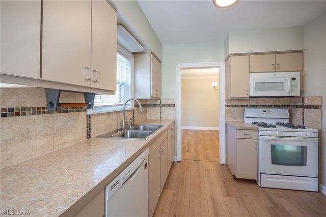 4533 E Berwald Road, South Euclid, OH 44121