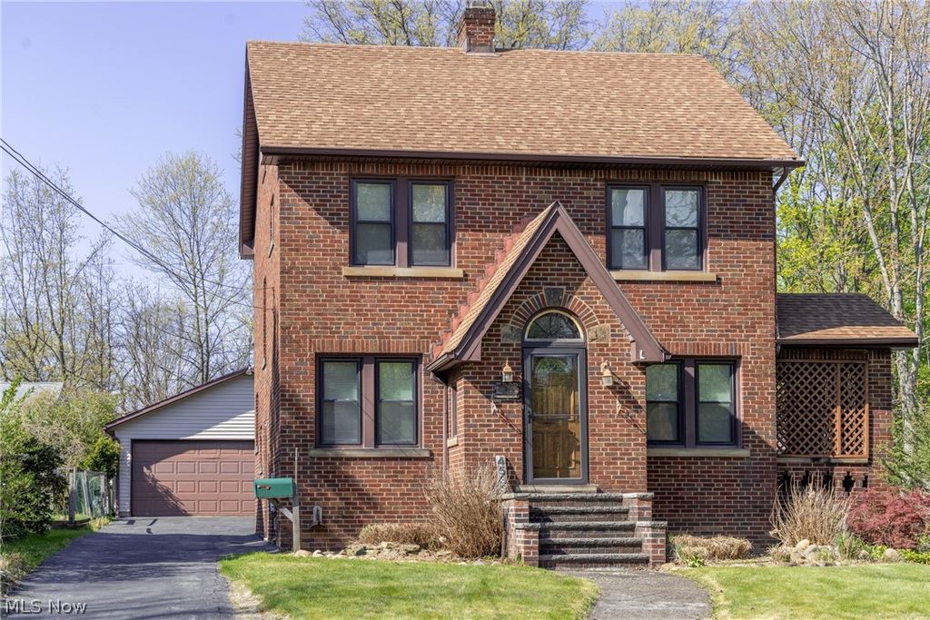 4533 E Berwald Road, South Euclid, OH 44121