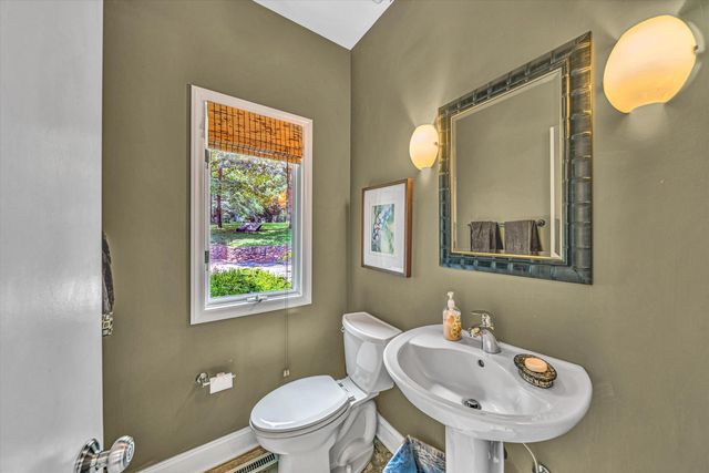 311 Morningwood LN, Wirtz, VA 24184